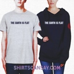 The earth is flat #평면지구 #티셔츠 #후드티